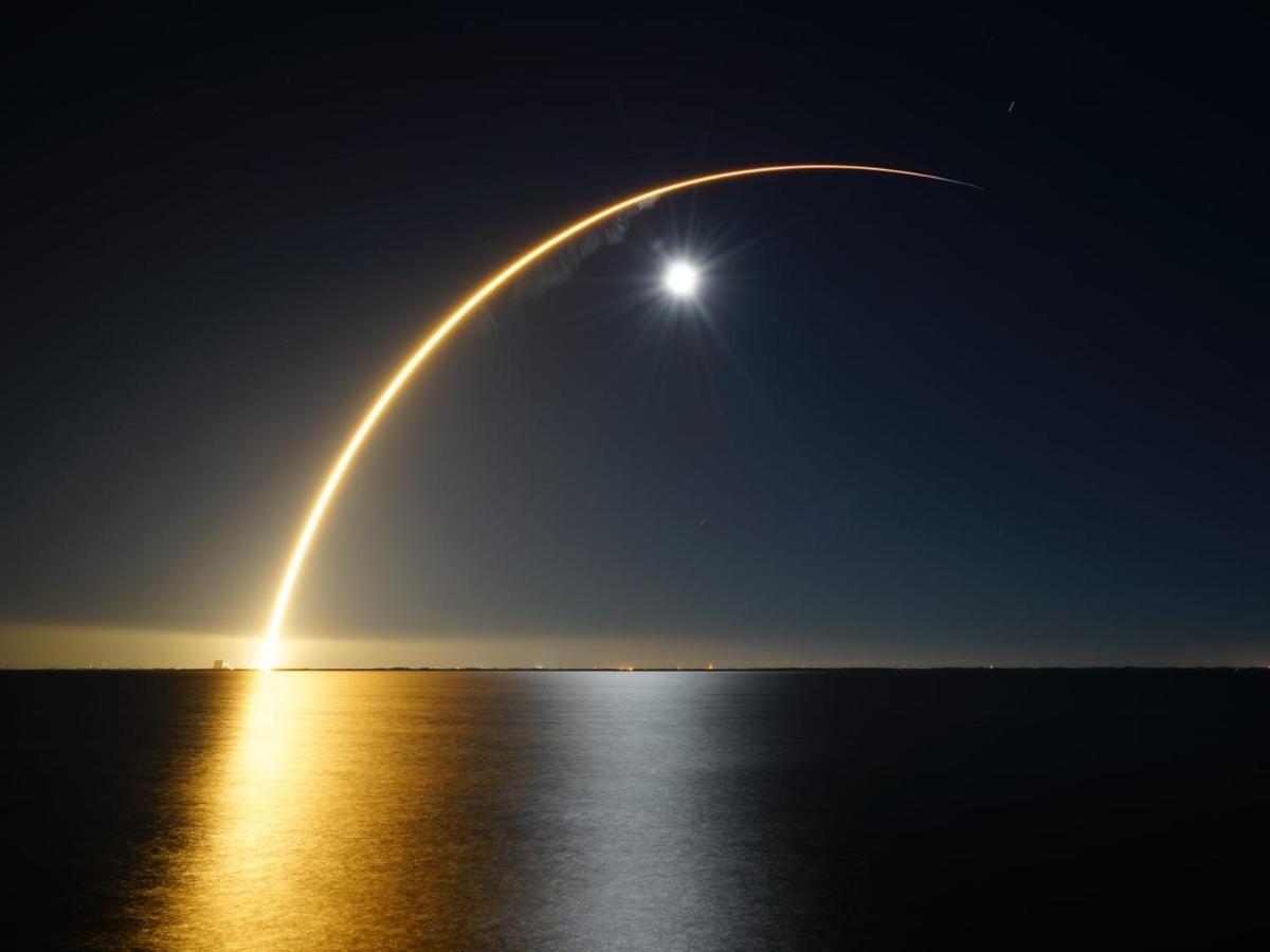 Nasa Waterfront Dolphin Suite Titusville Bagian luar foto